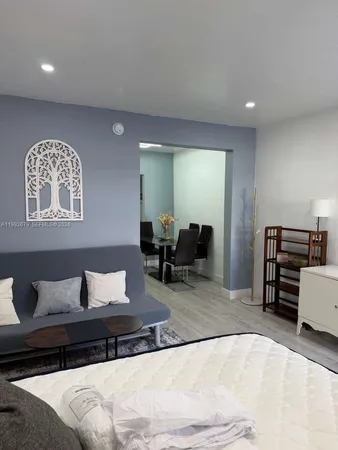 $1,950 | 761 Euclid Avenue, Unit 7, Miami Beach, FL 33139