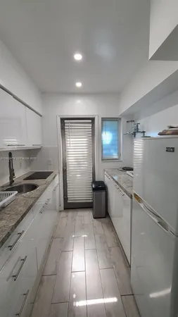 $1,950 | 761 Euclid Avenue, Unit 7, Miami Beach, FL 33139