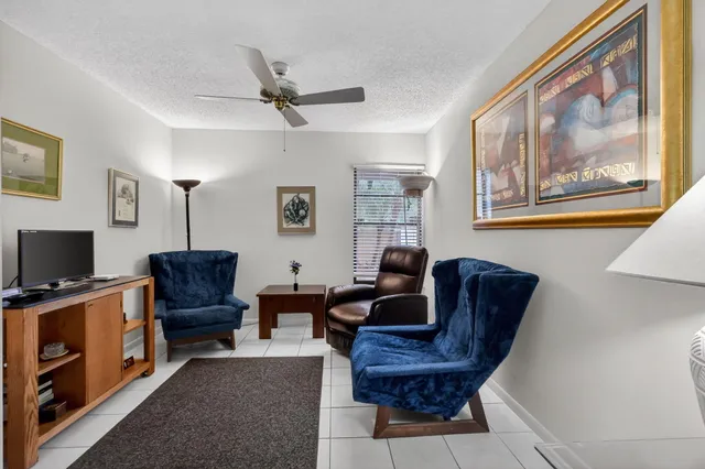 $270,000 | 10215 North Circle Lake Drive, Unit 101, Boynton Beach, FL 33437