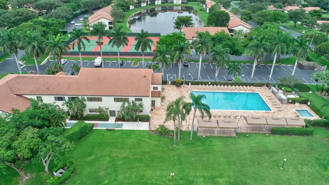 $270,000 | 10215 North Circle Lake Drive, Unit 101, Boynton Beach, FL 33437