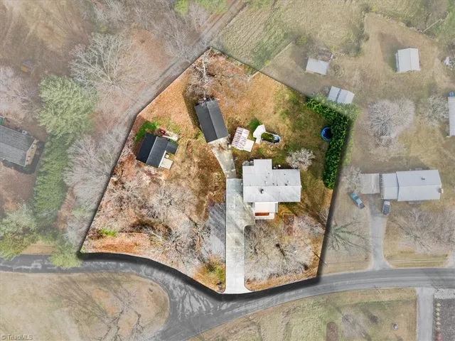 $330,000 | 1768 Poole Town Road, Asheboro, NC 27205