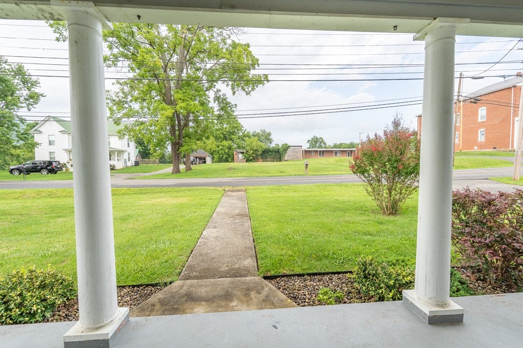 3083 Greenbriar Road Draper, VA 24324 - Photo 40 of 42 Gallery Image 40