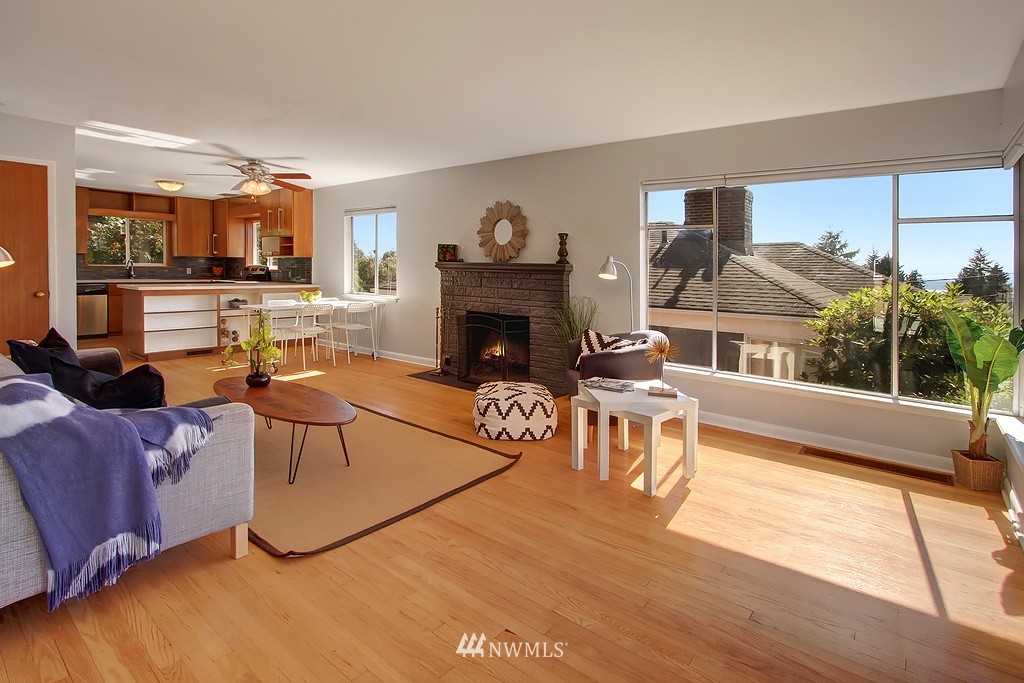 3729 Southwest Webster Street Seattle, WA 98126 - Photo 2 of 18 Gallery Image 2