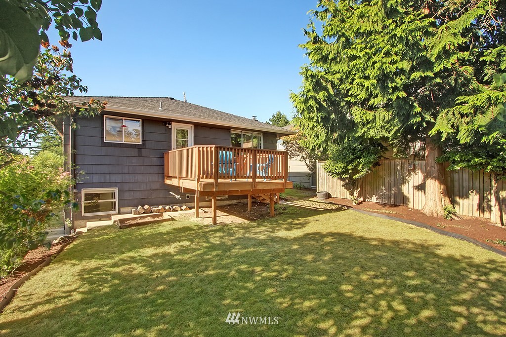 3729 Southwest Webster Street Seattle, WA 98126 - Photo 17 of 18 Gallery Image 17