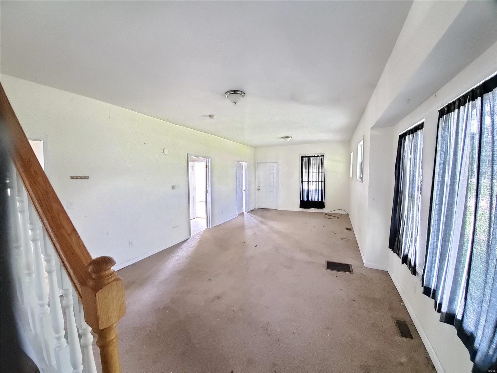 11541 Larimore Road St. Louis, MO 63138 - Photo 3 of 19
