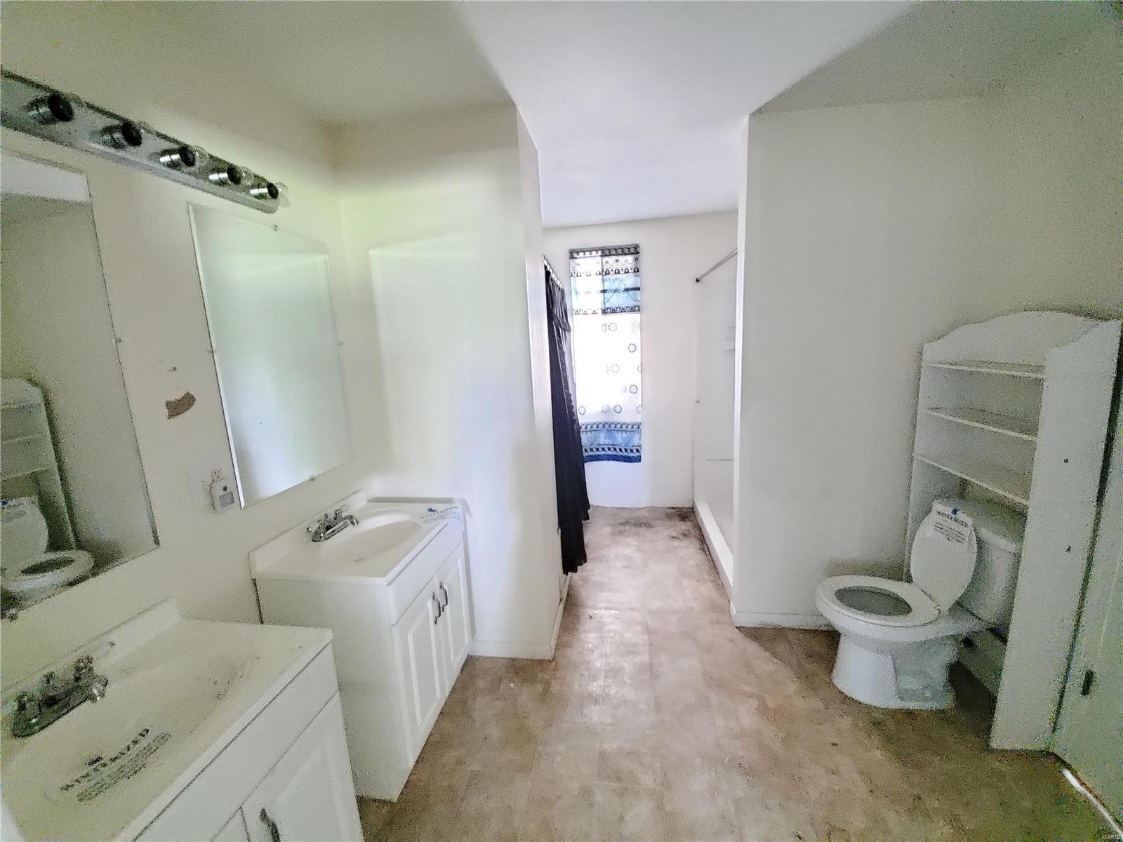 11541 Larimore Road St. Louis, MO 63138 - Photo 7 of 19