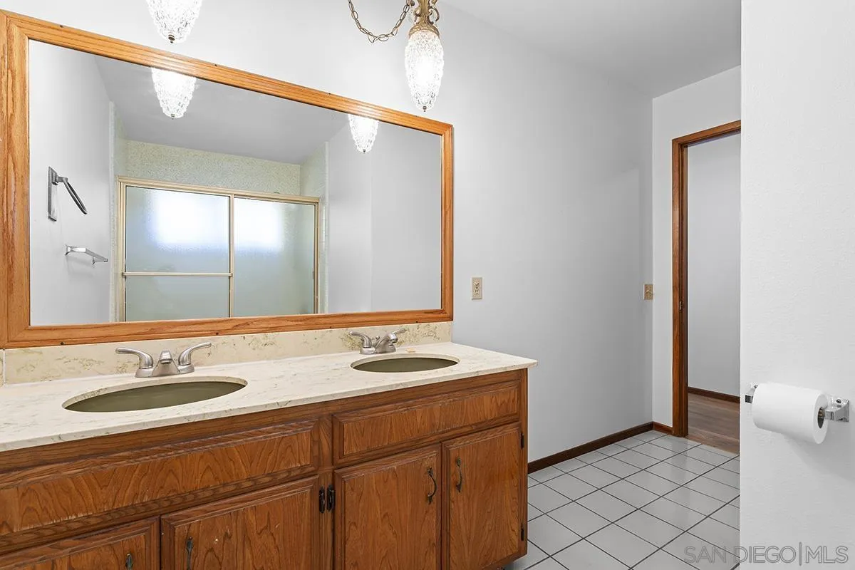 2491 Cordero Road Del Mar, CA 92014 - Photo 24 of 50 Gallery Image 24