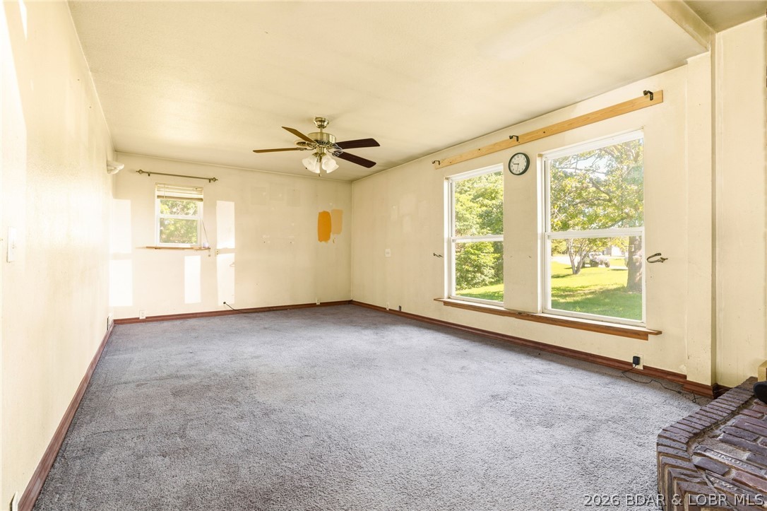 702 Doc Ridgeway Road Macks Creek, MO 65786 - Photo 7 of 56