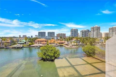 $839,000 | 401 Poinciana Island Drive, Unit 1225, Sunny Isles Beach, FL 33160