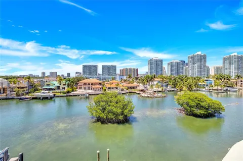 $839,000 | 401 Poinciana Island Drive, Unit 1225, Sunny Isles Beach, FL 33160