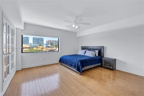 $839,000 | 401 Poinciana Island Drive, Unit 1225, Sunny Isles Beach, FL 33160