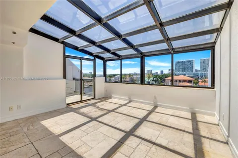 $839,000 | 401 Poinciana Island Drive, Unit 1225, Sunny Isles Beach, FL 33160