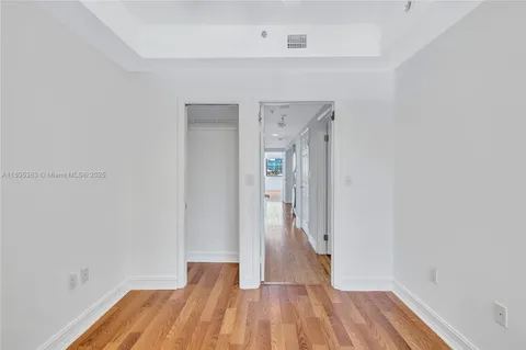 $839,000 | 401 Poinciana Island Drive, Unit 1225, Sunny Isles Beach, FL 33160