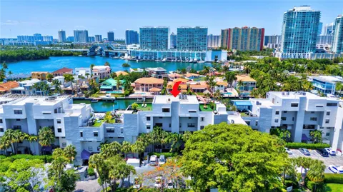 $839,000 | 401 Poinciana Island Drive, Unit 1225, Sunny Isles Beach, FL 33160