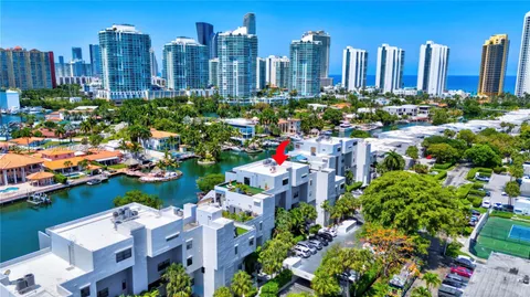 $839,000 | 401 Poinciana Island Drive, Unit 1225, Sunny Isles Beach, FL 33160