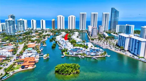 $839,000 | 401 Poinciana Island Drive, Unit 1225, Sunny Isles Beach, FL 33160