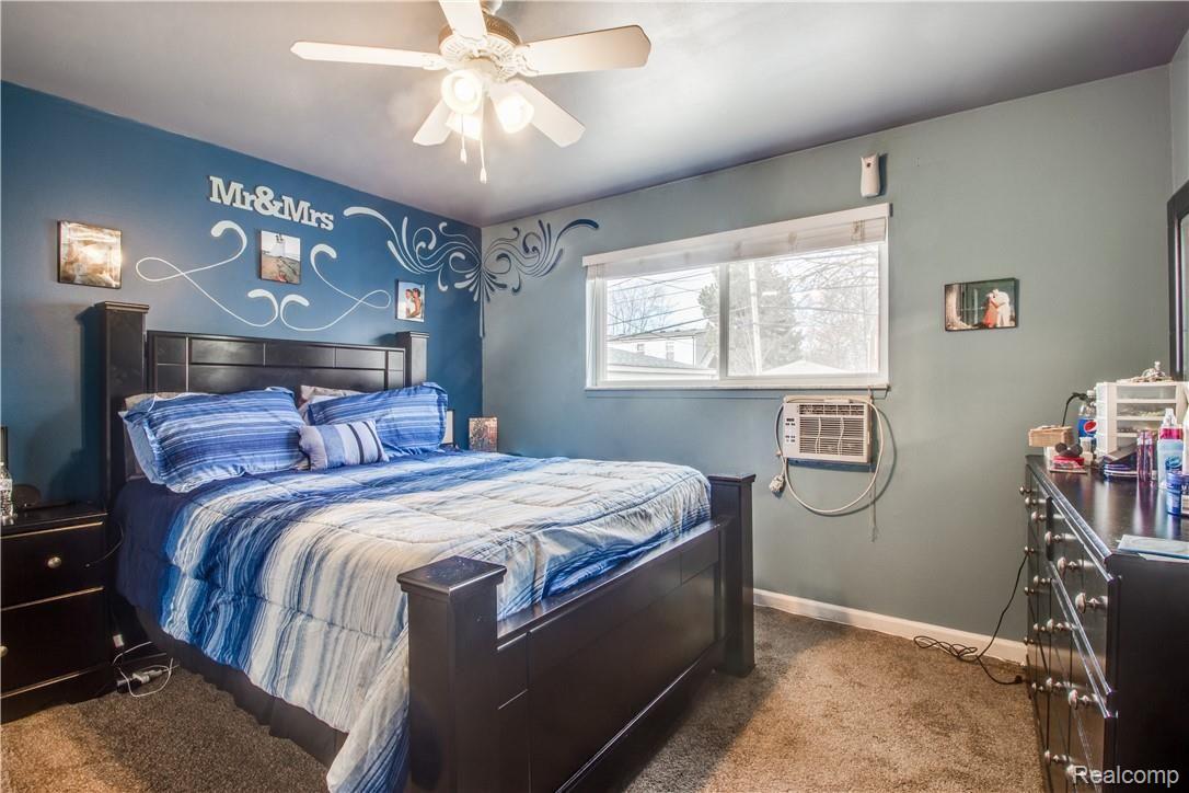 18367 East 13 Mile Road Fraser, MI 48026 - Photo 20 of 41 INTERIORS (11 of 33).jpg