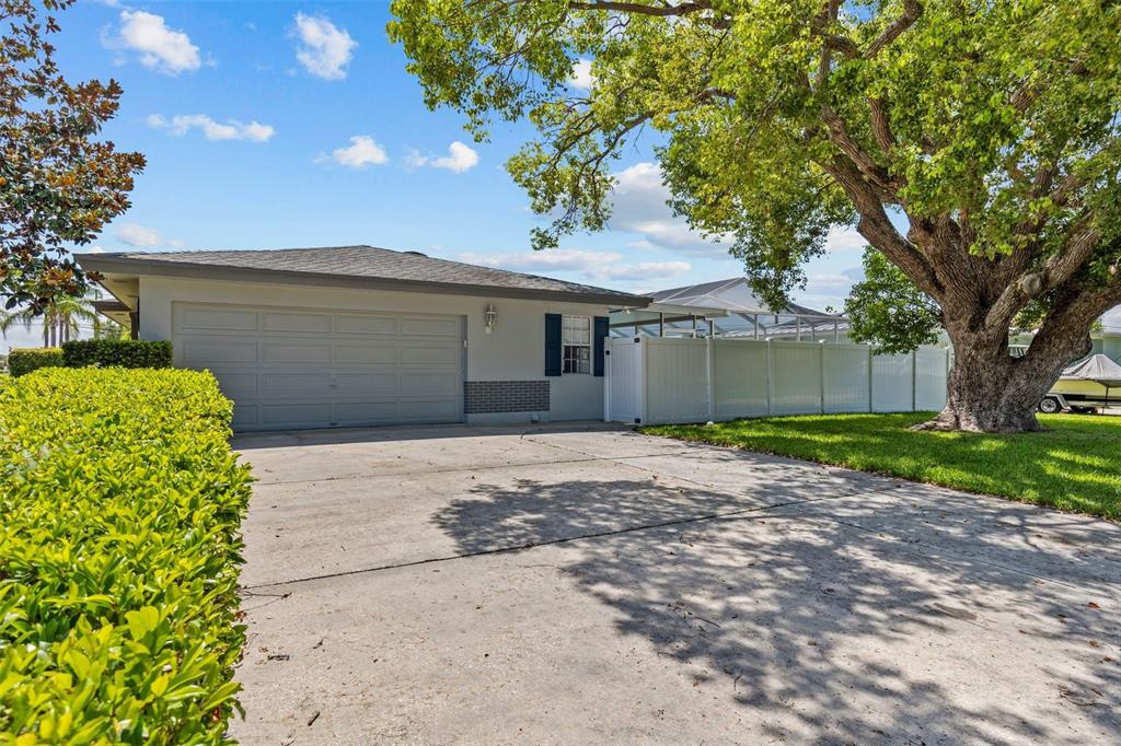 2087 Druid Road Clearwater, FL 33764 - Photo 10 of 46