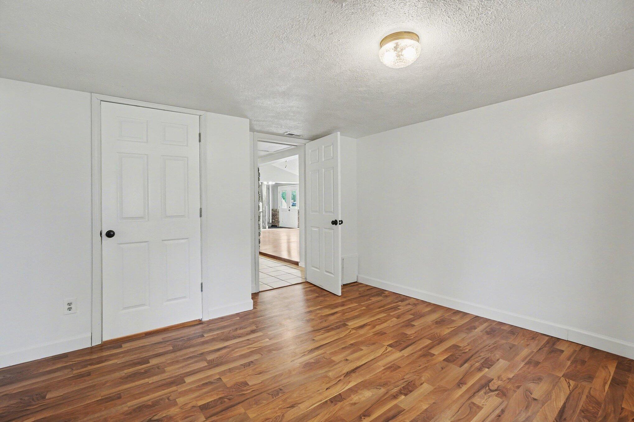 184 East Tyler Road Muskegon, MI 49445 - Photo 18 of 27 023_file_5136