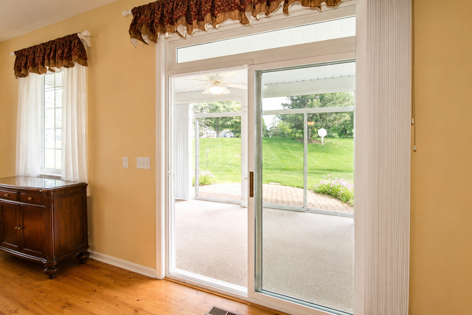 673 Saugatuk Circle Romeoville, IL 60446 - Photo 9 of 28