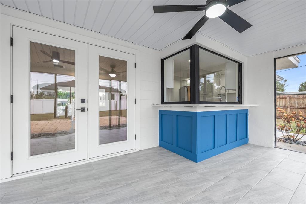 6312 Fairway Boulevard Apollo Beach, FL 33572 - Photo 36 of 58 a view of a room and window