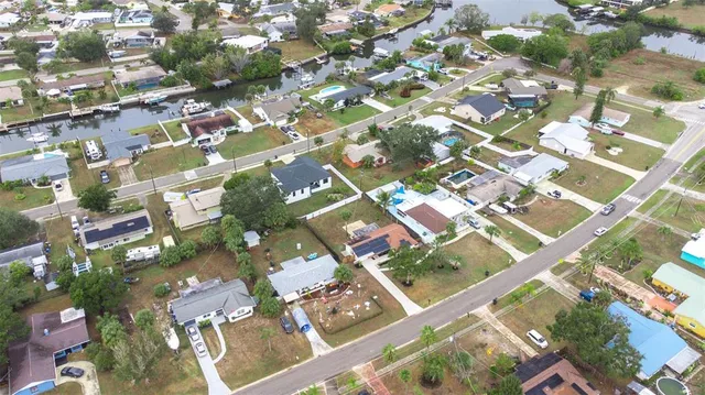 $345,000 | 6312 Fairway Boulevard, Apollo Beach, FL 33572