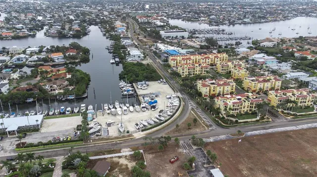 $345,000 | 6312 Fairway Boulevard, Apollo Beach, FL 33572