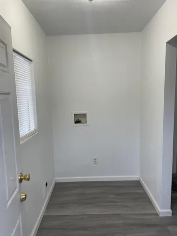 $298,900 | 421 East Elm Street, Lodi, CA 95240