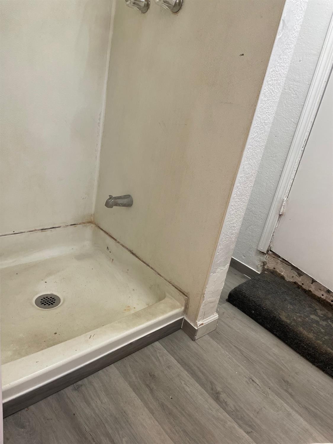 421 East Elm Street Lodi, CA 95240 - Photo 8 of 17