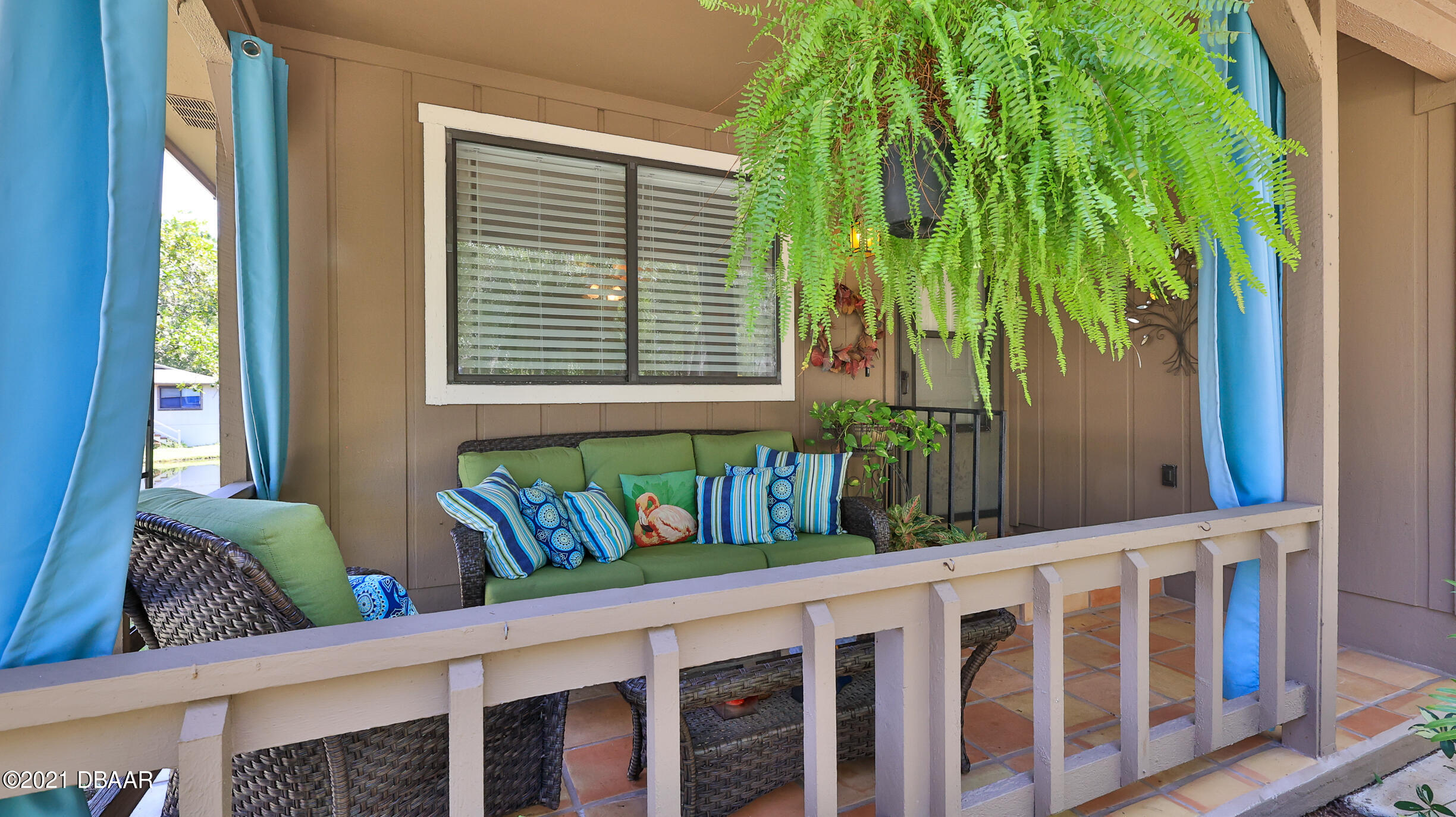 84 Crooked Pine Road Port Orange, FL 32128 - Photo 4 of 40 Front Porch