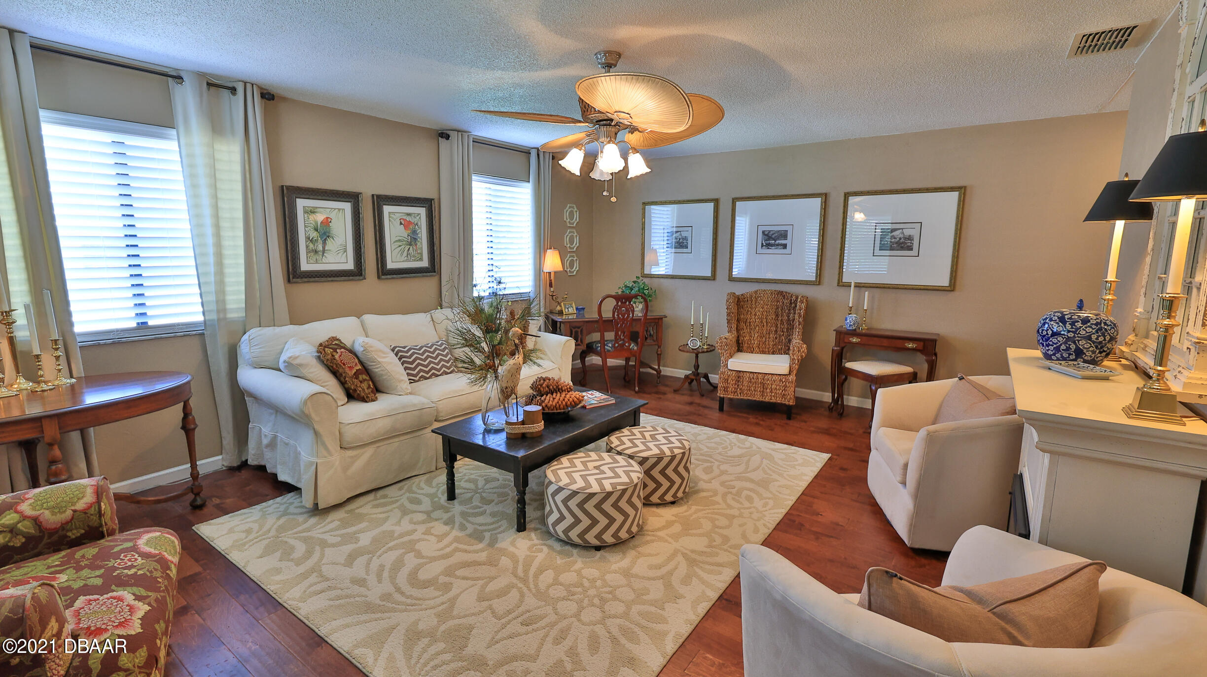 84 Crooked Pine Road Port Orange, FL 32128 - Photo 7 of 40 Living Room