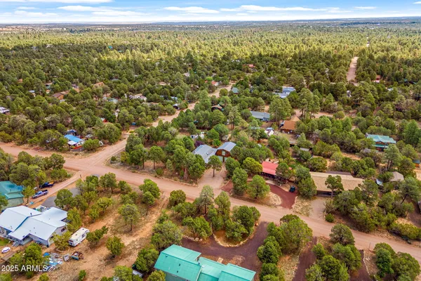 $439,000 | 2933 Wildcat Trail, Overgaard, AZ 85933