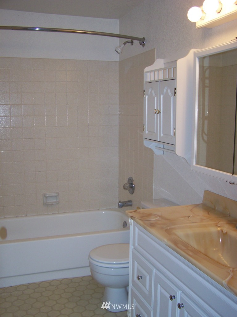 3910 Southeast Salmonberry Road Port Orchard, WA 98366 - Photo 14 of 15 Gallery Image 14