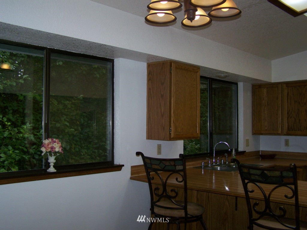 3910 Southeast Salmonberry Road Port Orchard, WA 98366 - Photo 5 of 15 Gallery Image 5