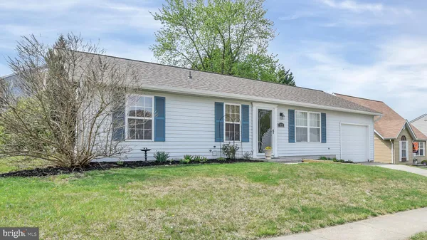 $300,000 | 1402 Burnside Drive, Hampstead, MD 21074
