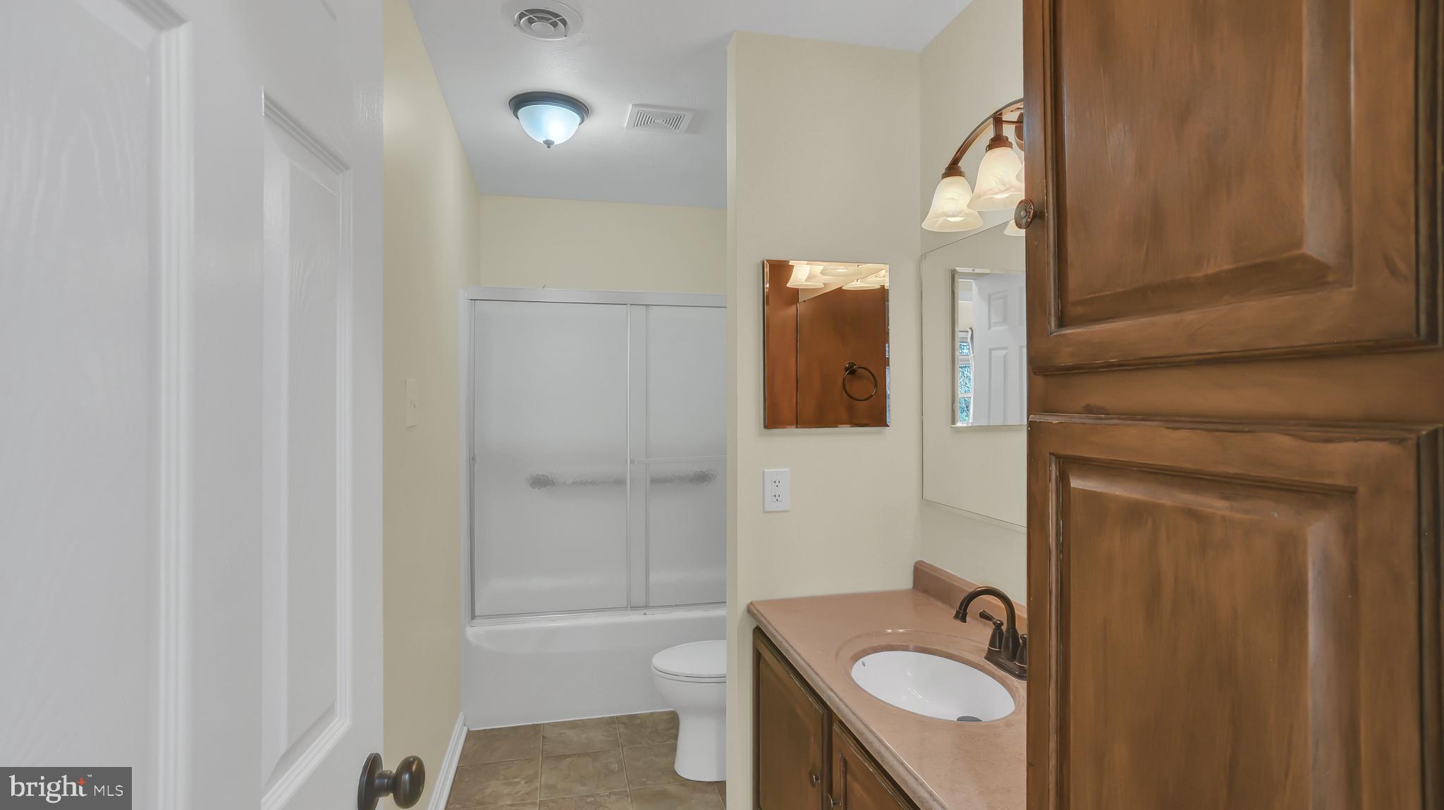 1402 Burnside Drive Hampstead, MD 21074 - Photo 15 of 28
