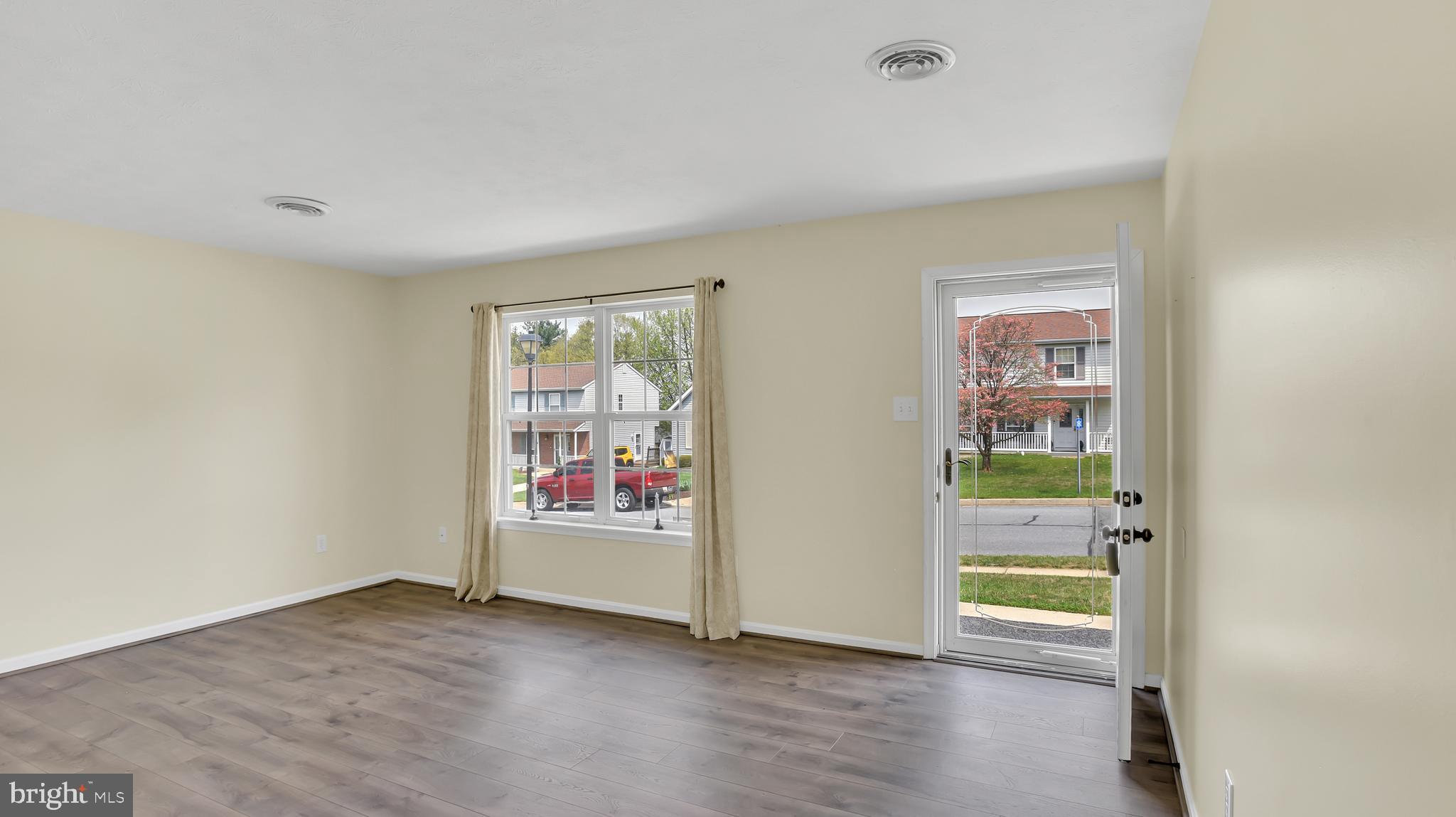 1402 Burnside Drive Hampstead, MD 21074 - Photo 19 of 28