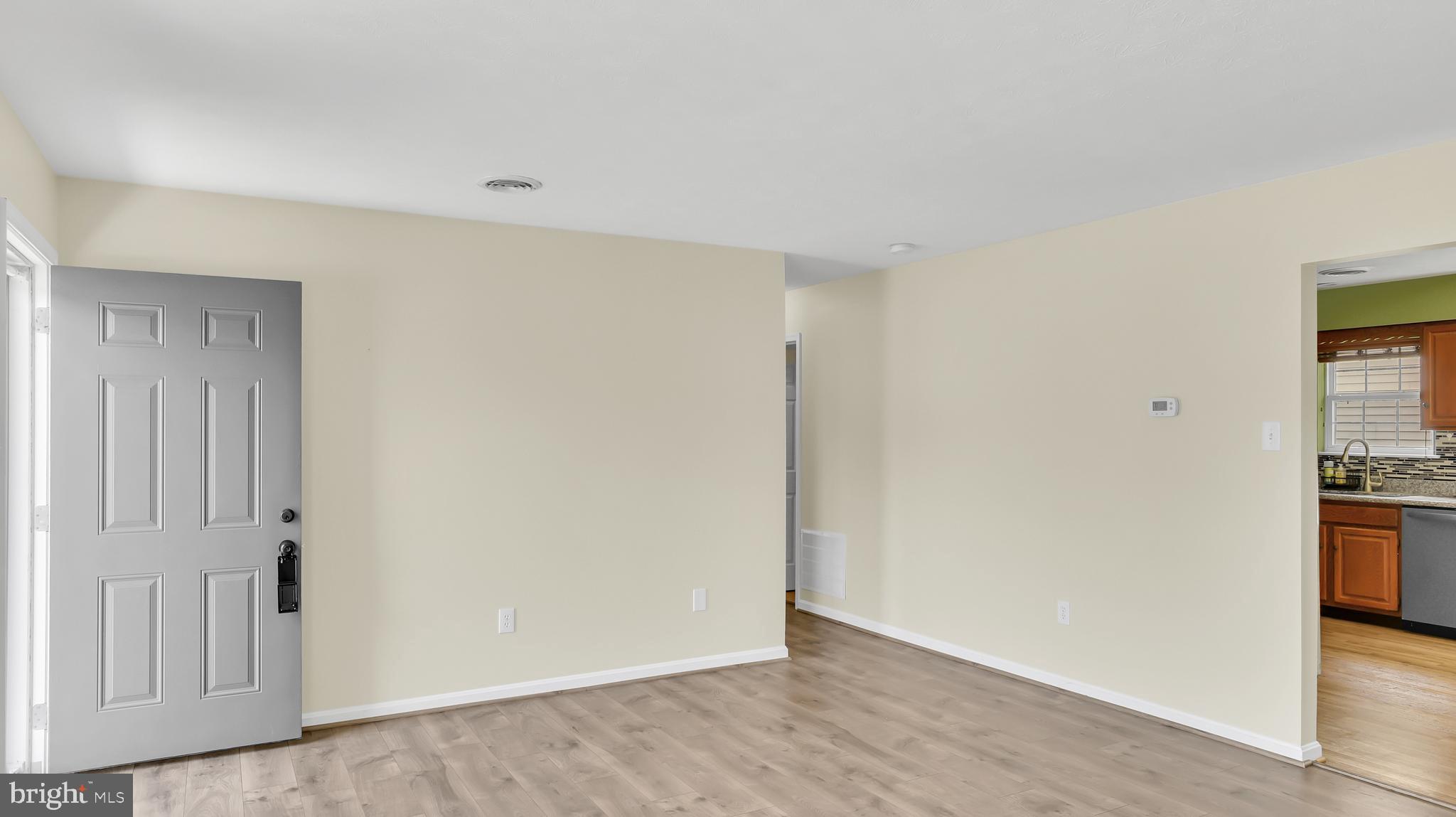 1402 Burnside Drive Hampstead, MD 21074 - Photo 2 of 28