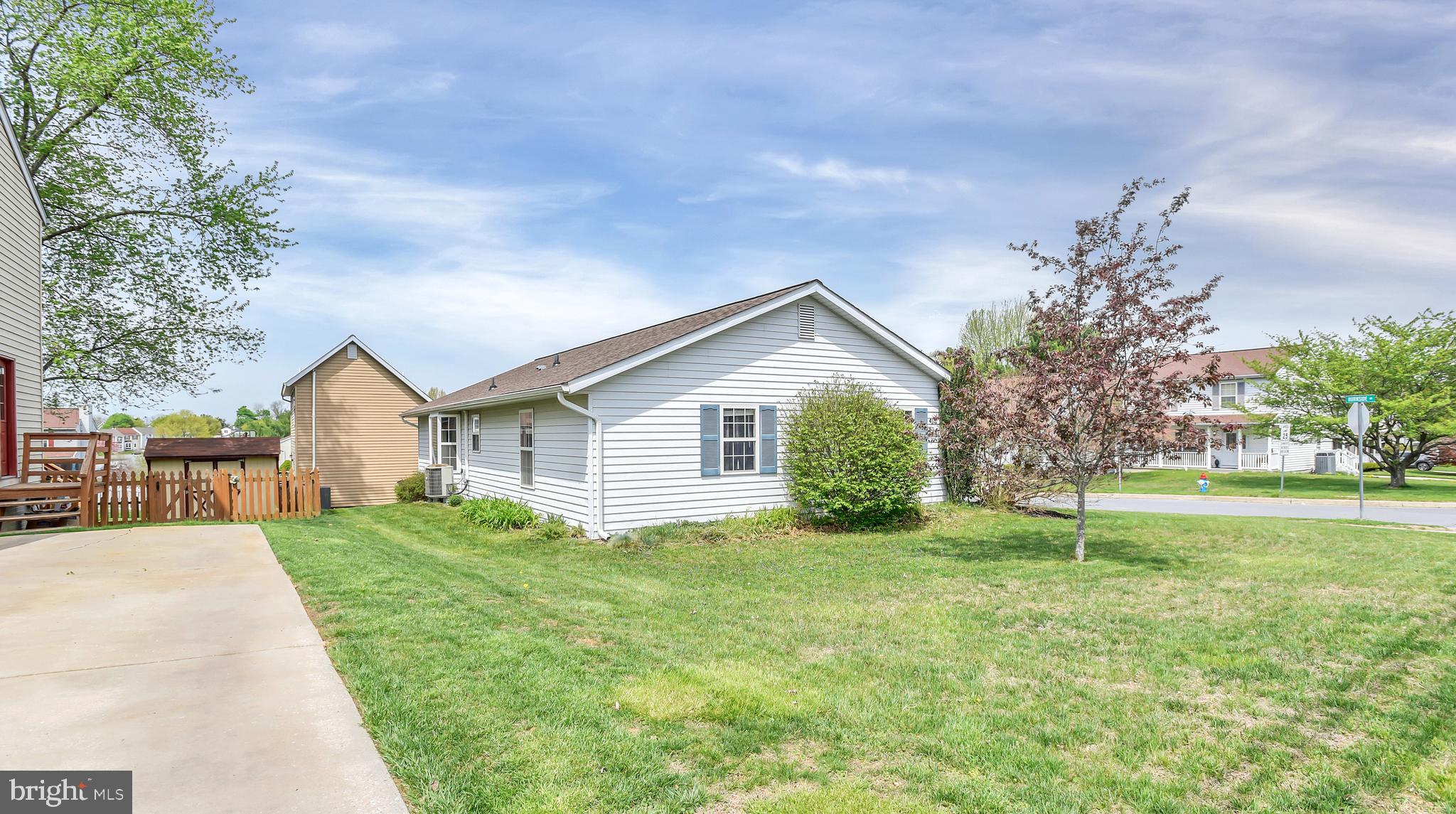 1402 Burnside Drive Hampstead, MD 21074 - Photo 24 of 28