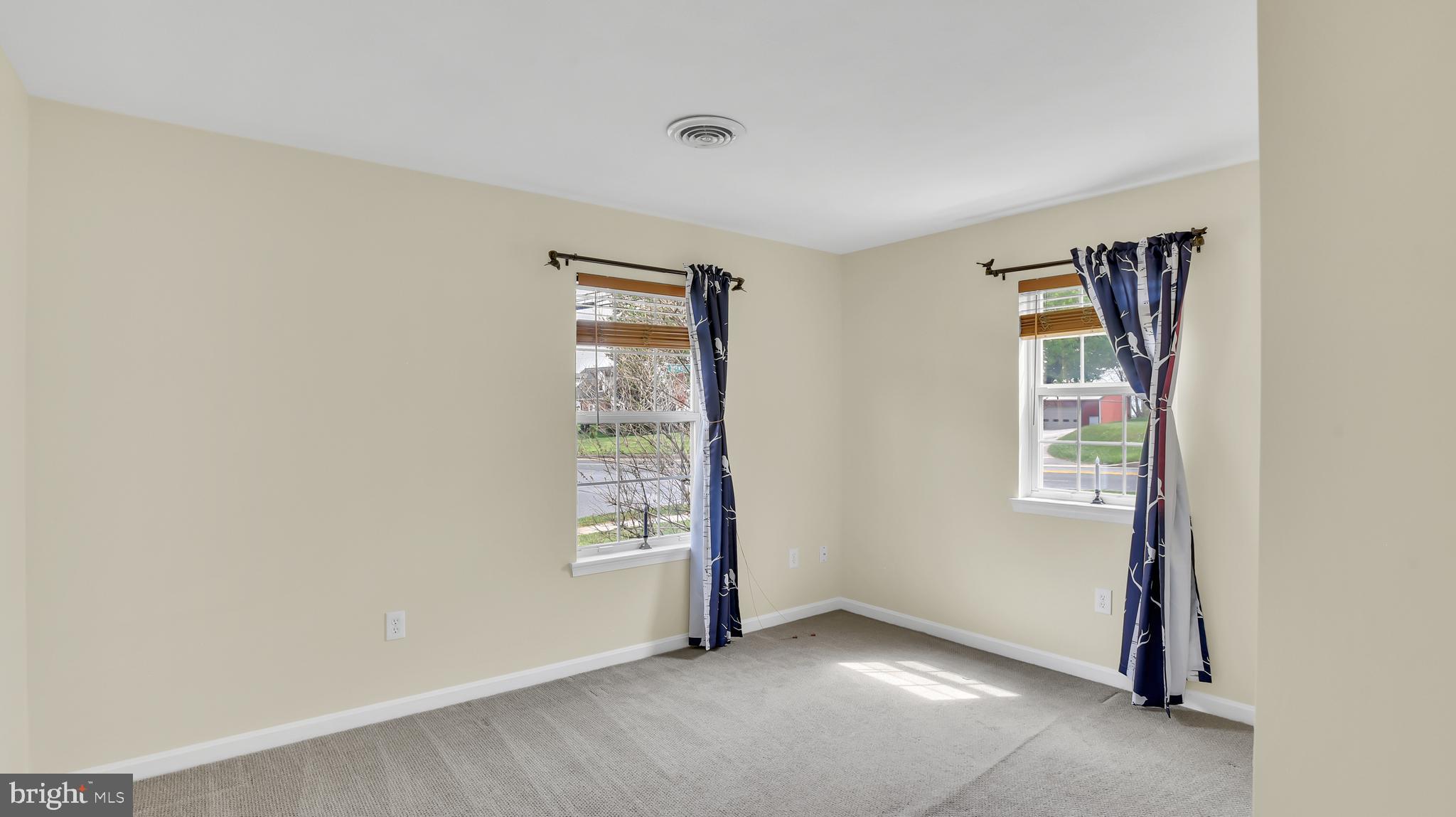 1402 Burnside Drive Hampstead, MD 21074 - Photo 10 of 28