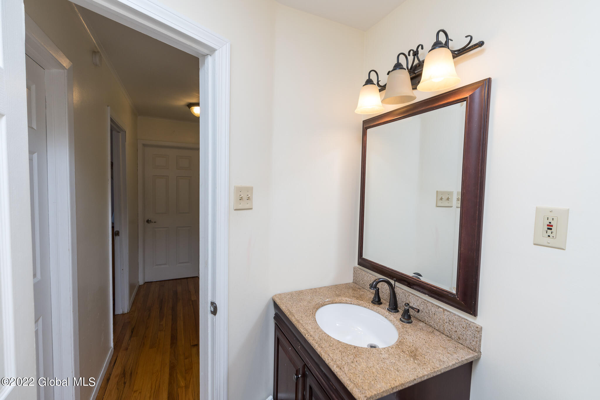 40 Hunting Road Albany, NY 12205 - Photo 24 of 28 061-40-Hunting-Rd