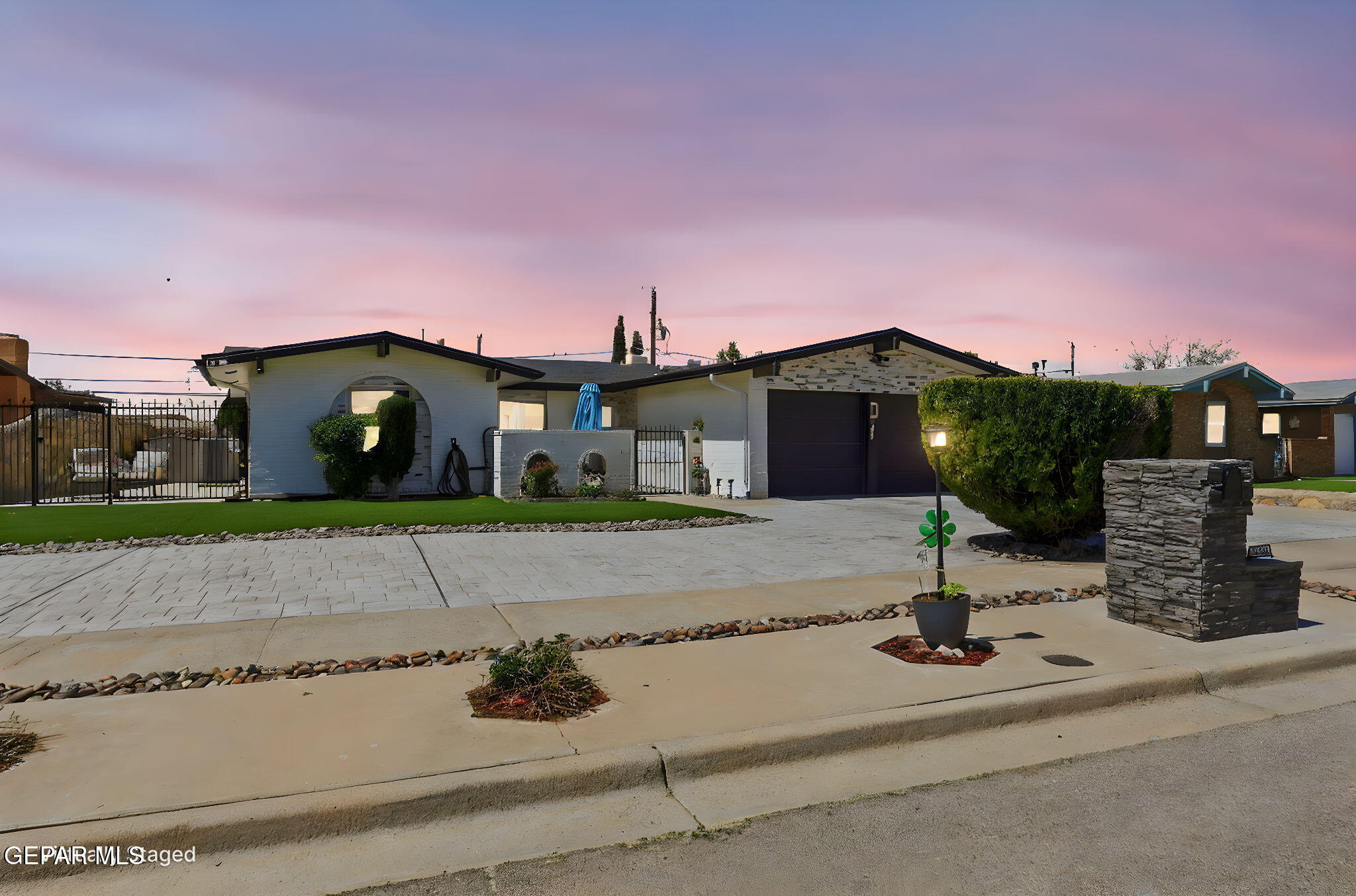 309 Rio Verde Drive El Paso, TX 79912 - Photo 32 of 34 32-web-or-mls-IMG_0303 day to dusk