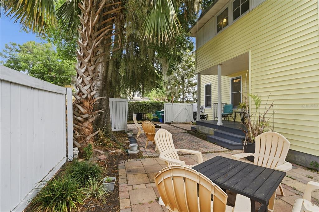 318 Colonial Court DeLand, FL 32720 - Photo 32 of 41
