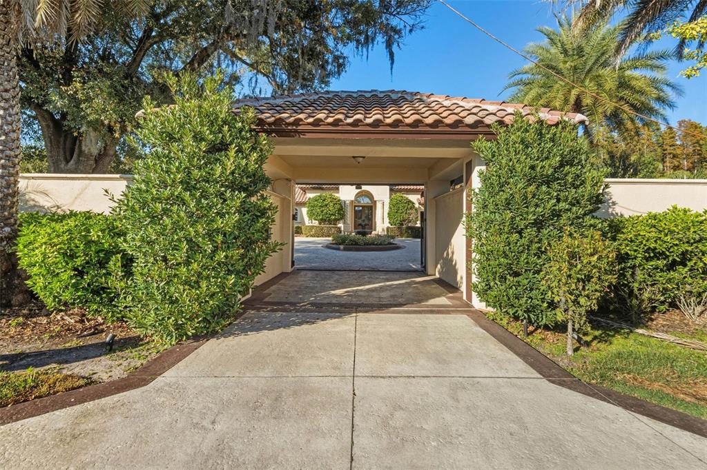 19165 Geraci Road Lutz, FL 33558 - Photo 4 of 82
