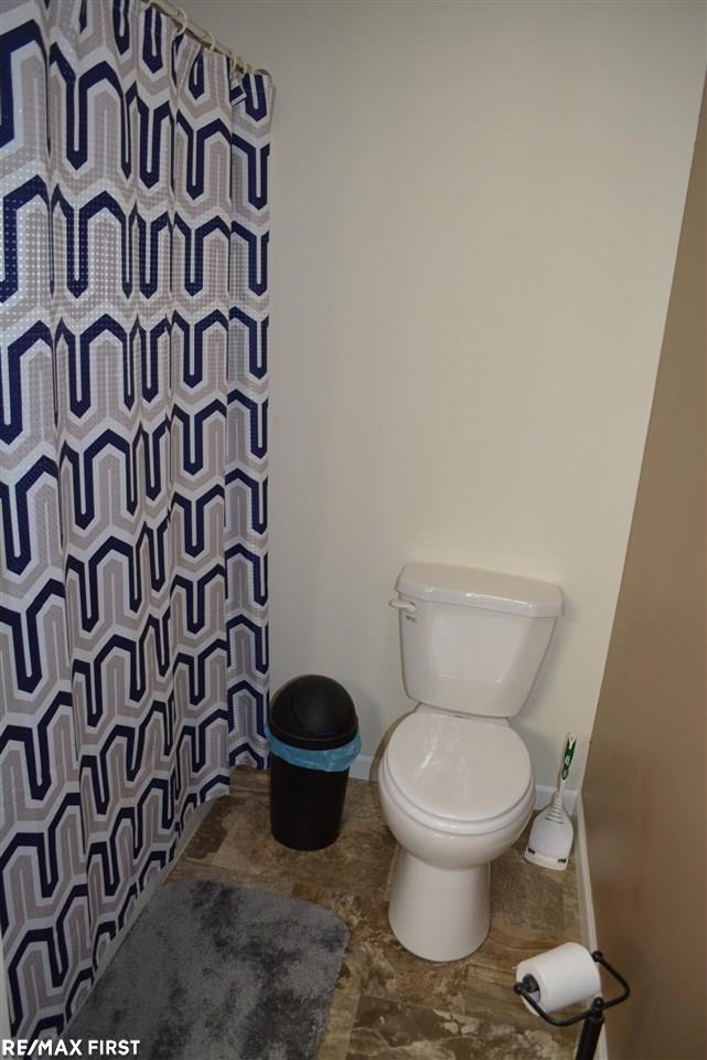 332 Howell Road Allenton, MI 48002 - Photo 25 of 55 50049272-24.JPG