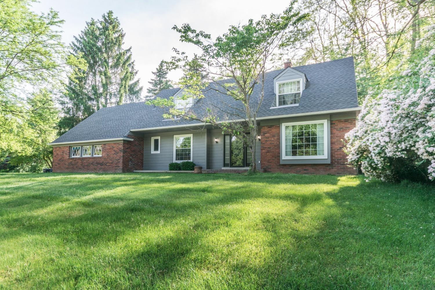 2440 Adare Road Ann Arbor, MI 48104 - Photo 2 of 10 Photo 2