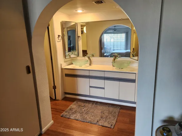 $2,700 | 7557 North Dreamy Draw Drive, Unit 184, Phoenix, AZ 85020