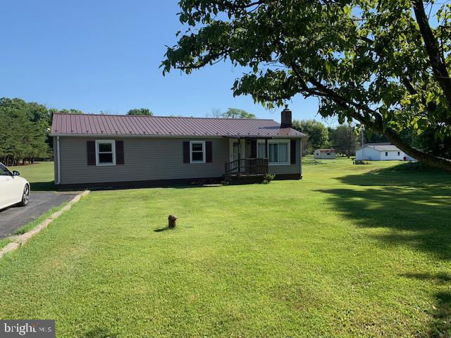 8426 Neck Road Williamsport, MD 21795 - Photo 3 of 21 Gallery Image 3