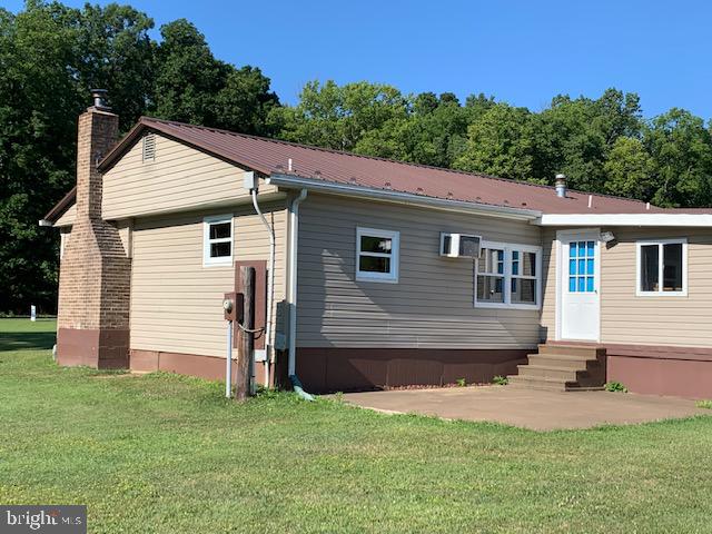 8426 Neck Road Williamsport, MD 21795 - Photo 7 of 21 Gallery Image 7