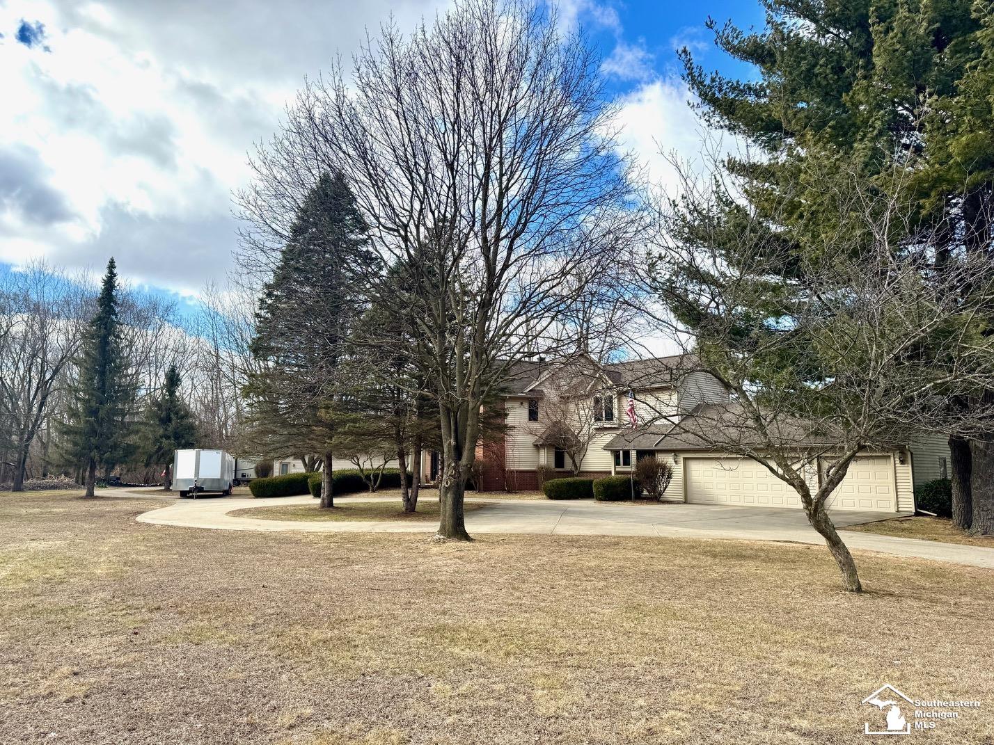 7623 Jackman Road Temperance, MI 48182 - Photo 3 of 67 50168089-4553ffbf-7f14-48c6-bc36-240f0fc40058.JPG